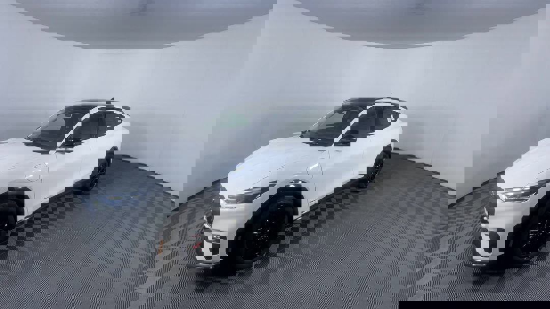 2025 Ford Mustang Mach-E Premium photo 2