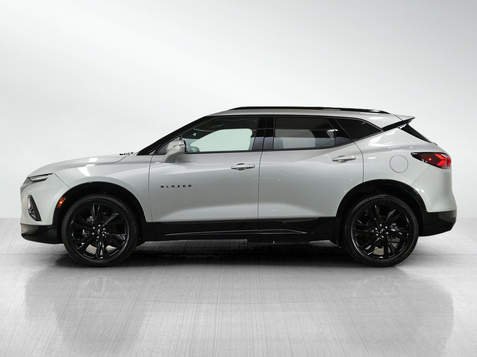 Used 2021 Chevrolet Blazer RS with VIN 3GNKBKRS3MS524221 for sale in South Saint Paul, Minnesota
