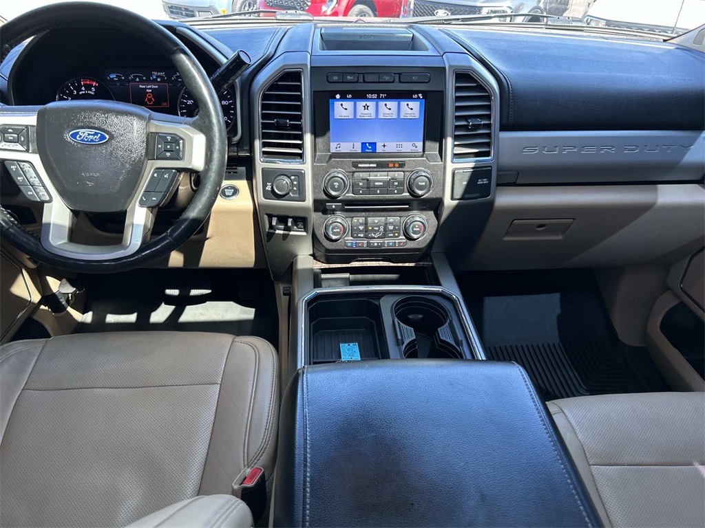 2017 Ford F-250 Lariat photo 13