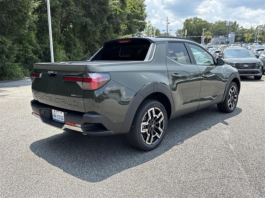 2026 Hyundai Santa Cruz Limited photo 2
