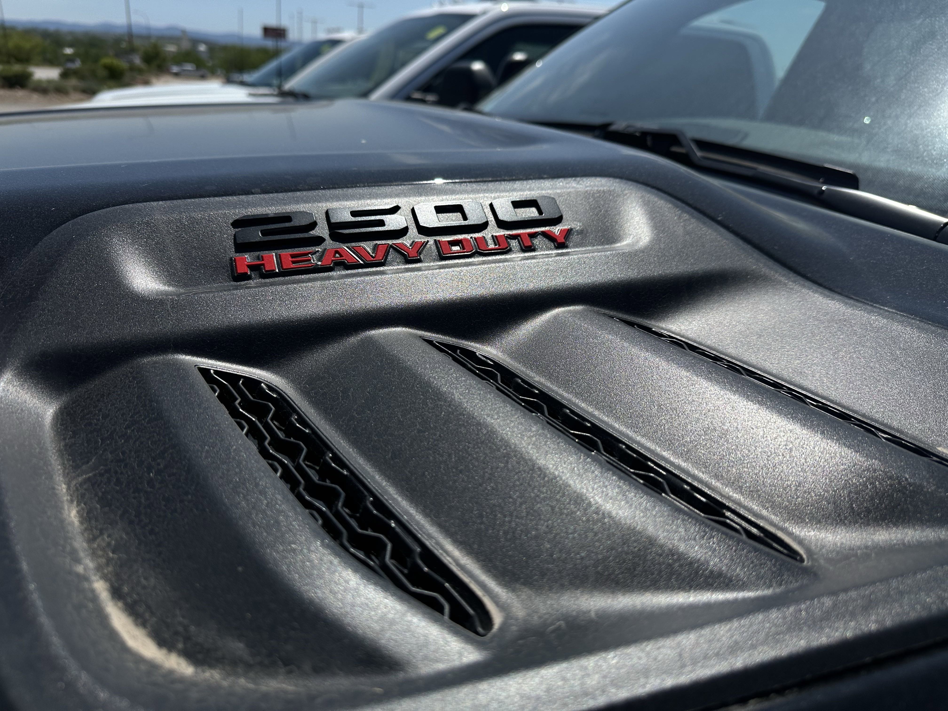New 2025 Diamond Black Crystal Pearlcoat Ram Laramie image 11