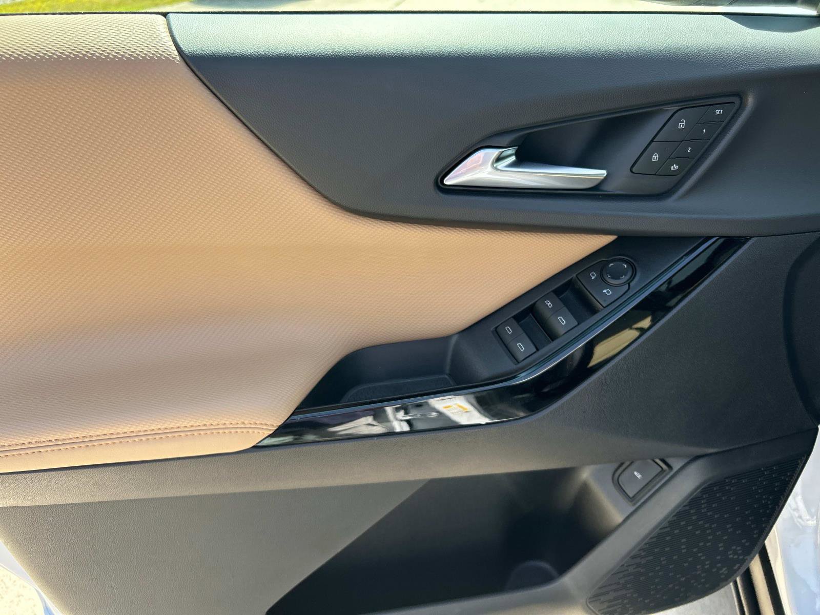 2026 Chevrolet Equinox ACTIV photo 20