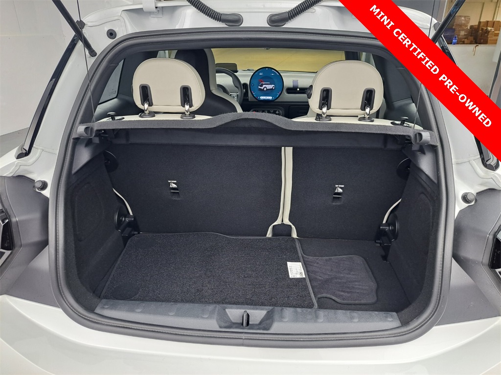 2025 Mini Cooper 2 Door Hardtop Signature photo 12