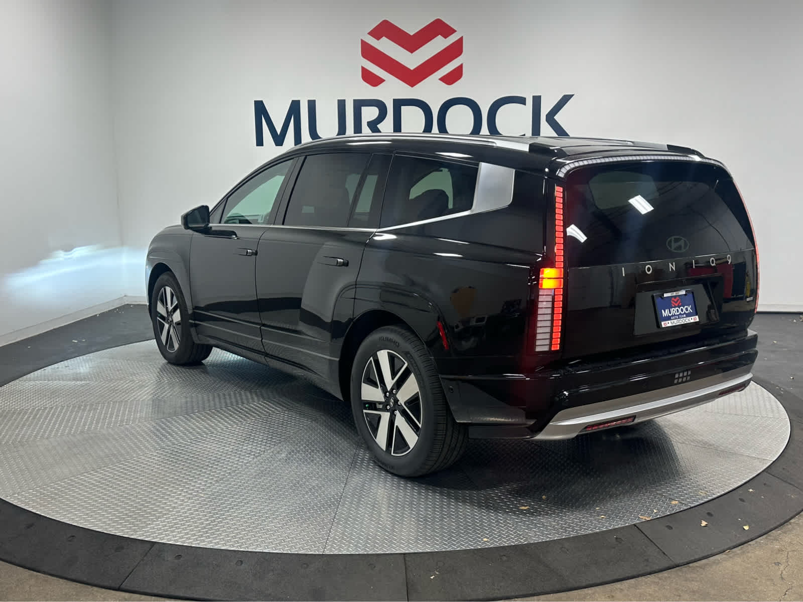 2026 Hyundai Ioniq SEL photo 4