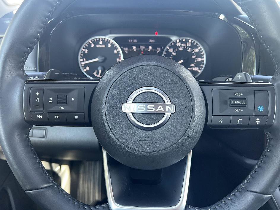 2024 Nissan Pathfinder SL photo 21