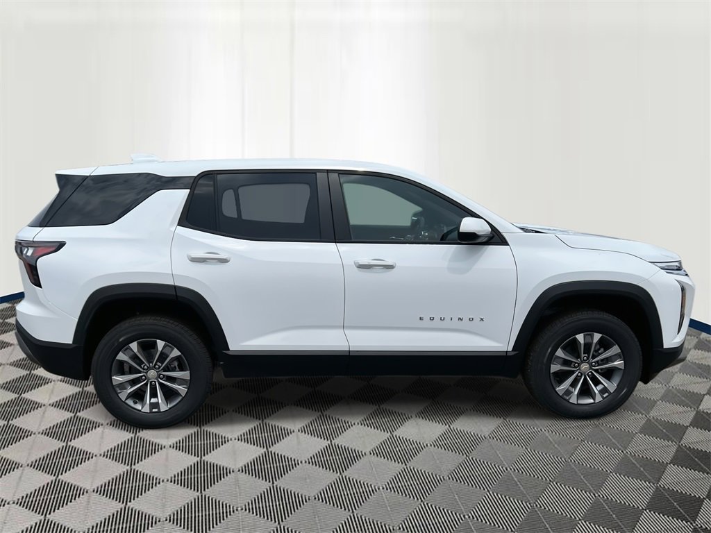 2026 Chevrolet Equinox photo 5