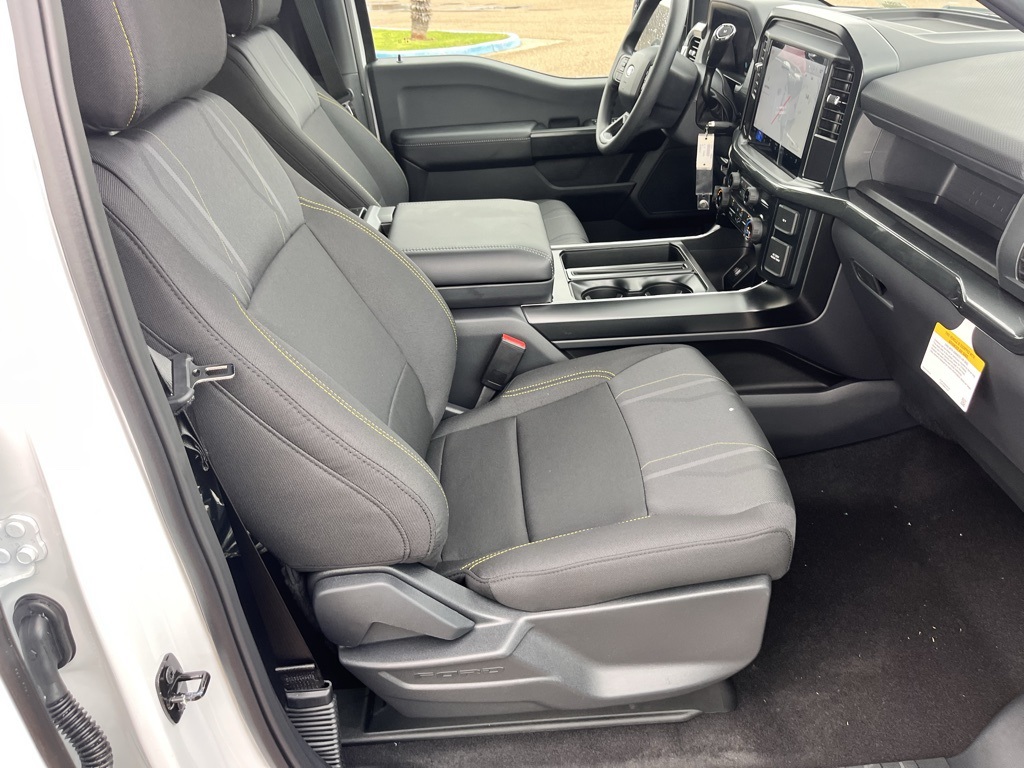 2025 Ford F-150 STX photo 15