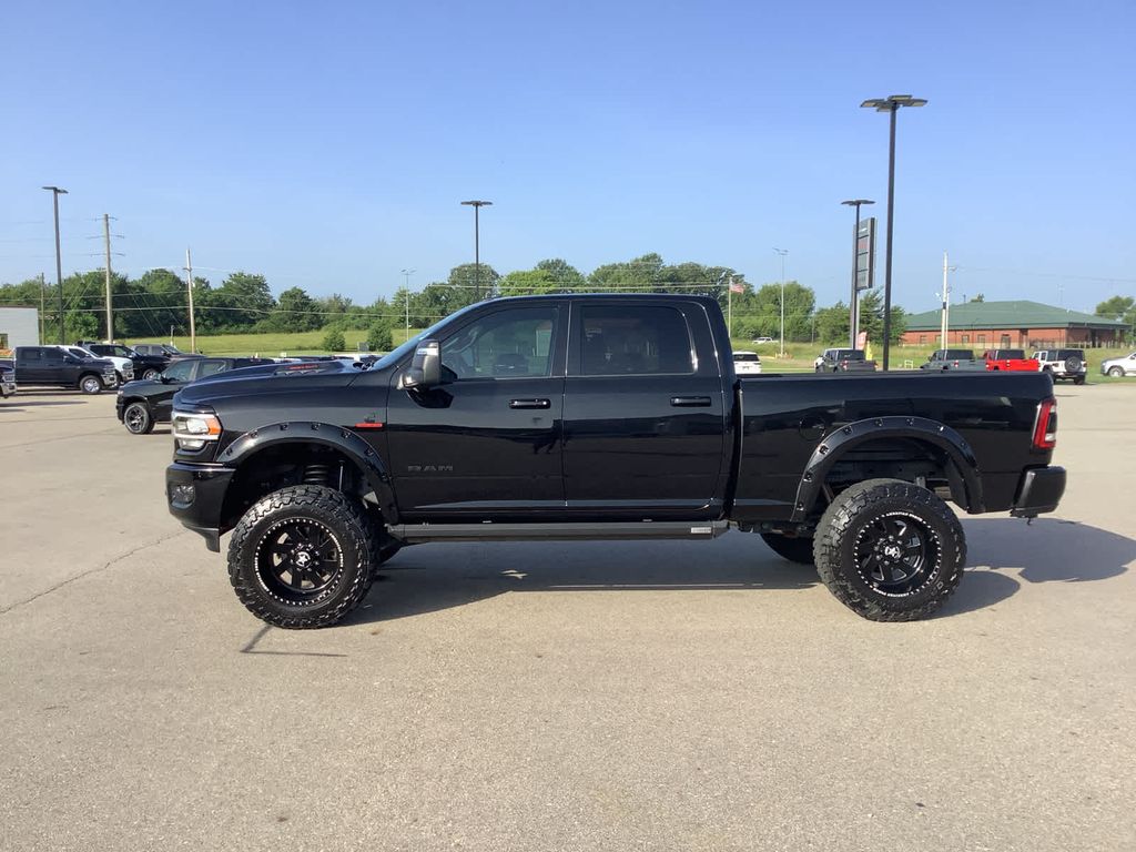 2024 Ram 2500 Laramie photo 3