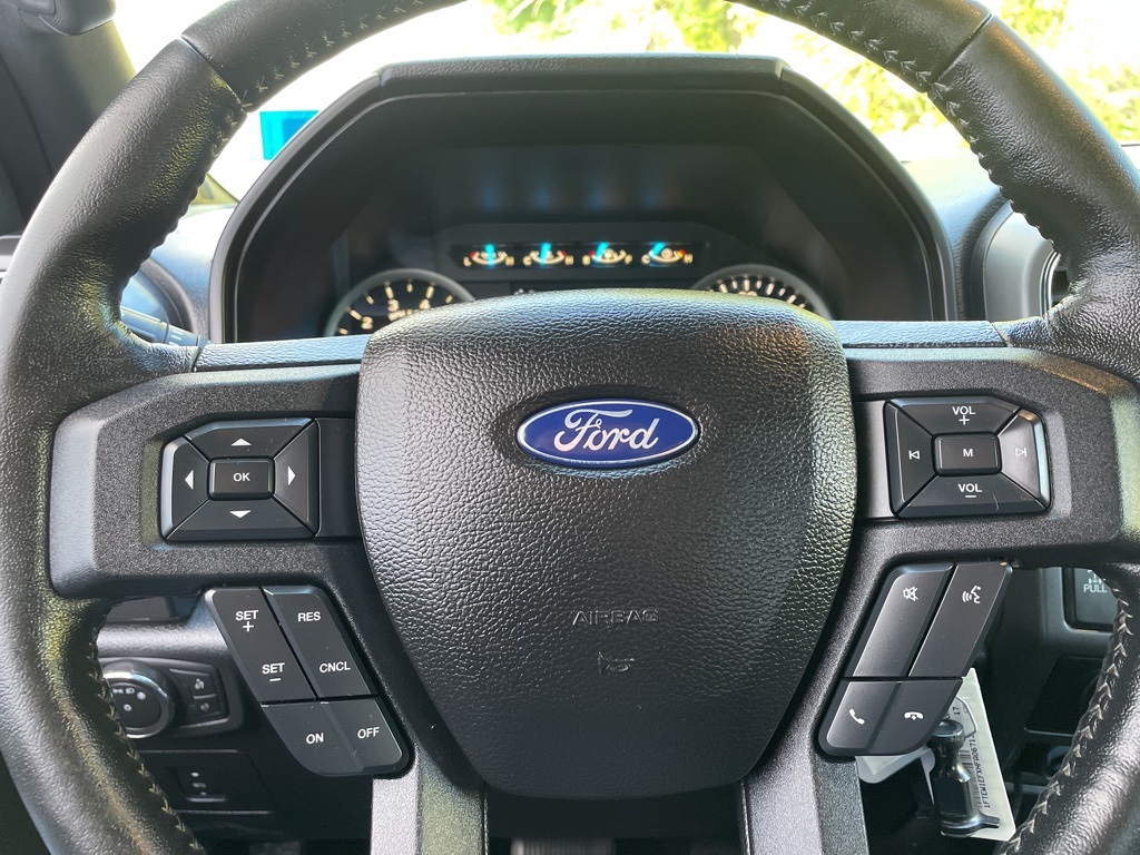 2017 Ford F-150 XLT photo 10