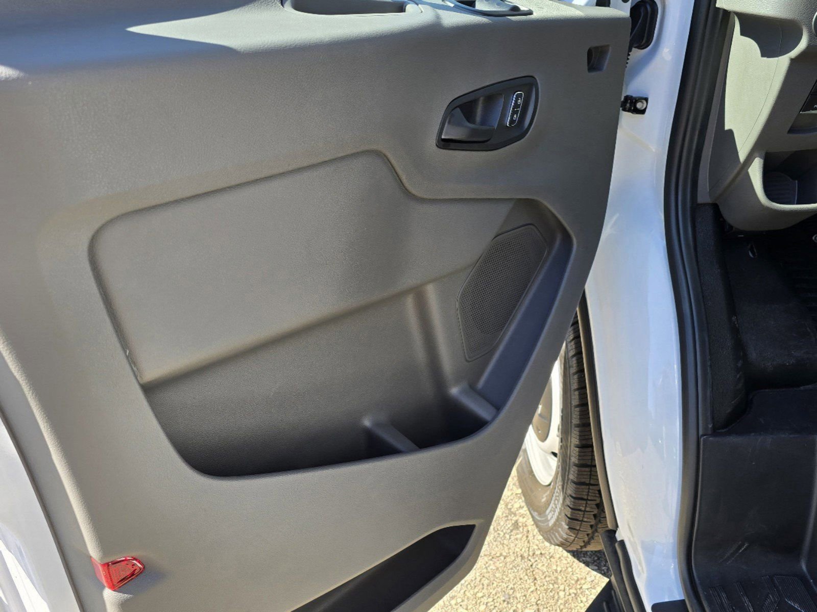 2024 Ford Transit Passenger XL photo 13