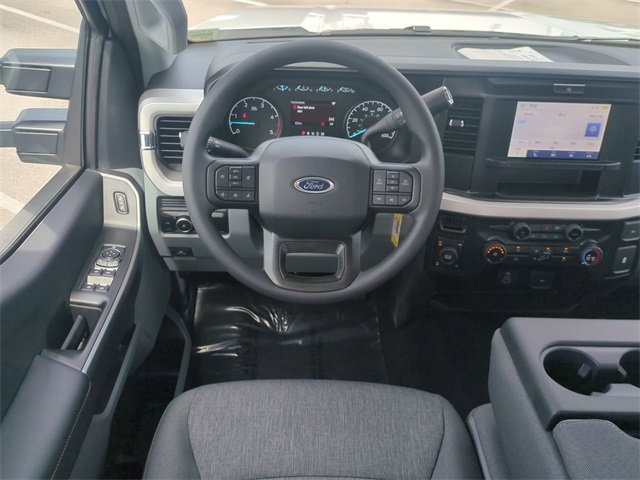 2026 Ford F-250 photo 16