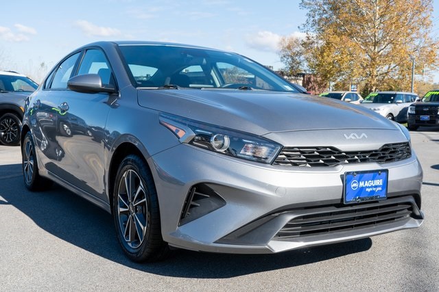 2023 Kia Forte LXS photo 4