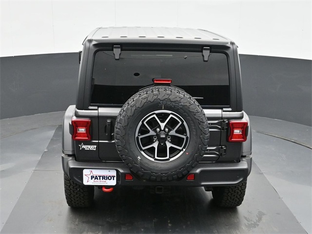 2024 Jeep Wrangler Rubicon photo 22