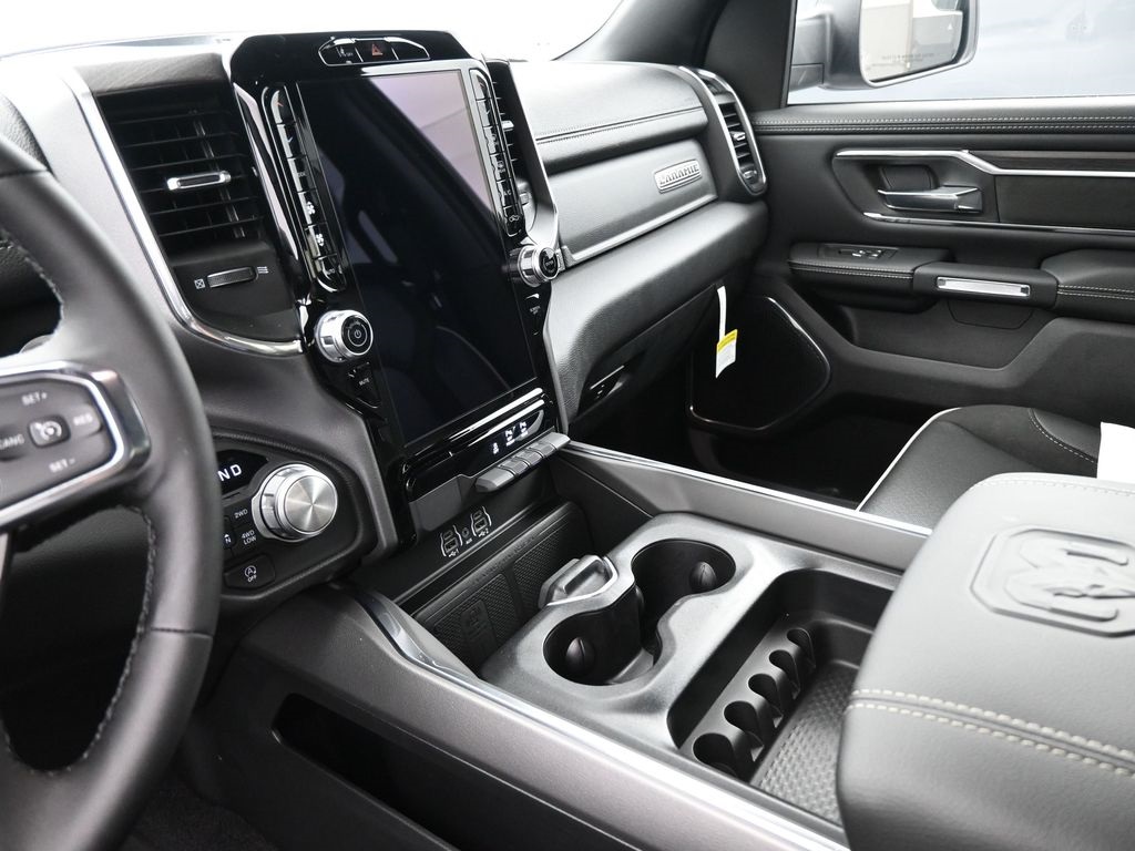 2025 Ram 1500 Laramie photo 28