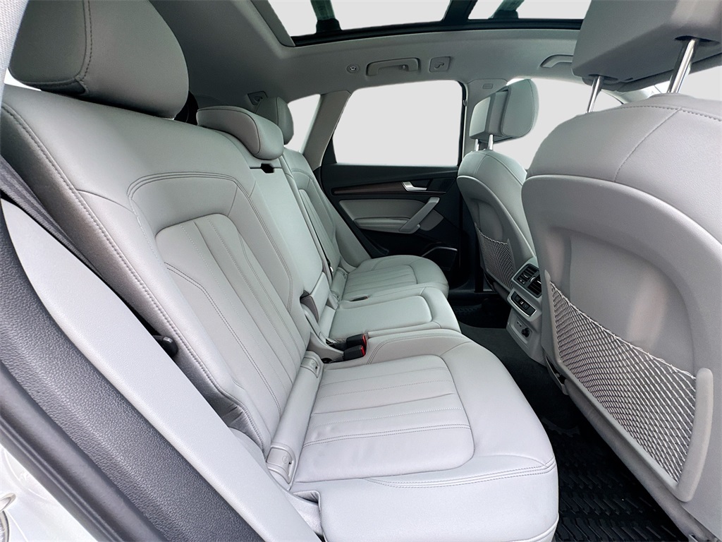 2022 Audi Q5 45 S line Premium Plus photo 29
