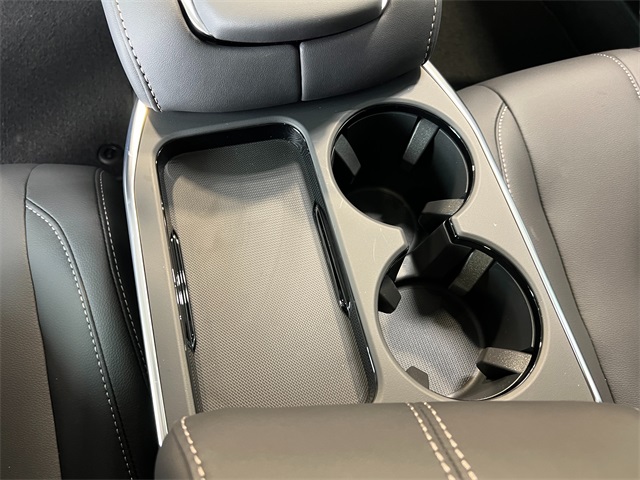 2025 Acura RDX Base photo 24