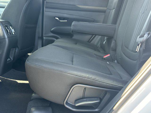 2026 Hyundai Tucson SEL photo 17