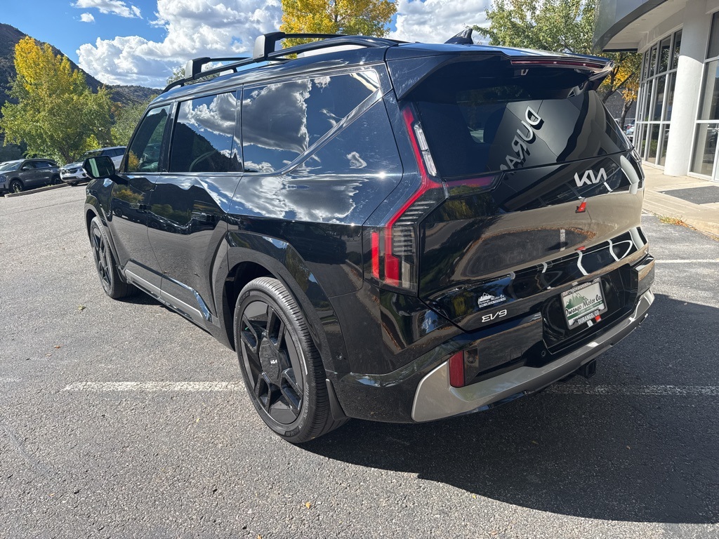 2024 Kia EV9 GT-Line photo 3