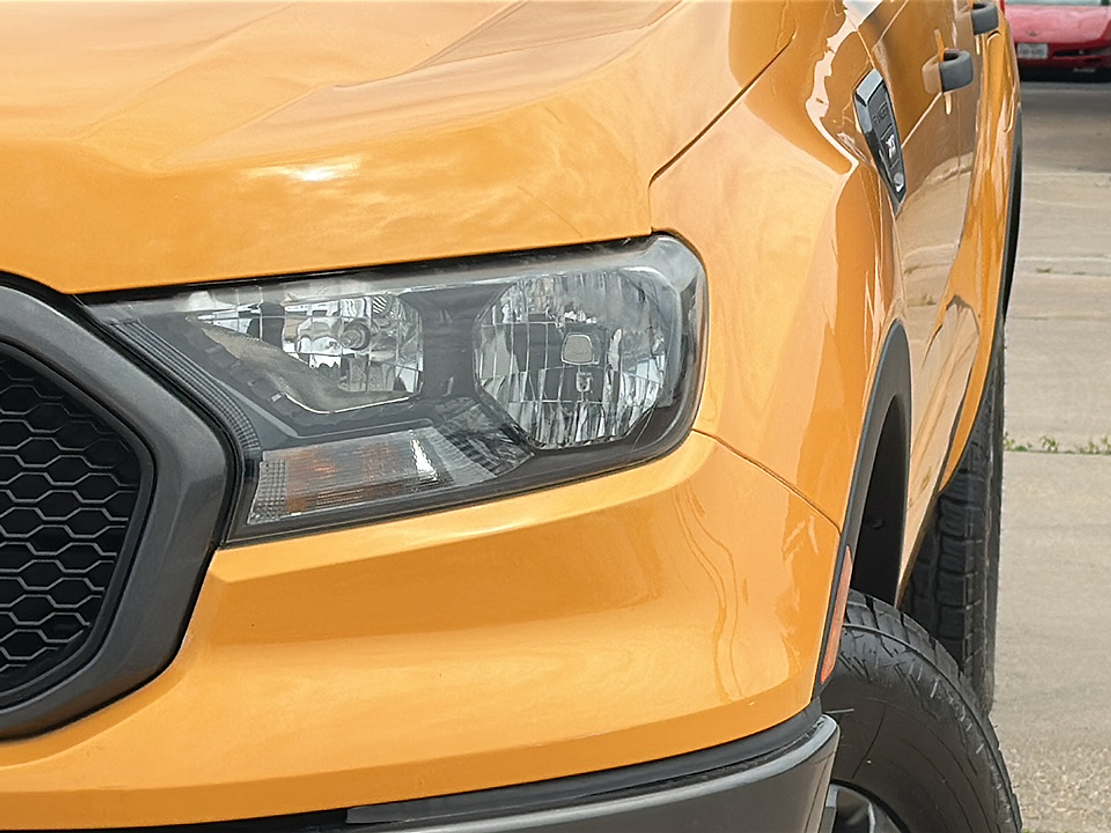 Used 2021 Orange Ford XLT image 4