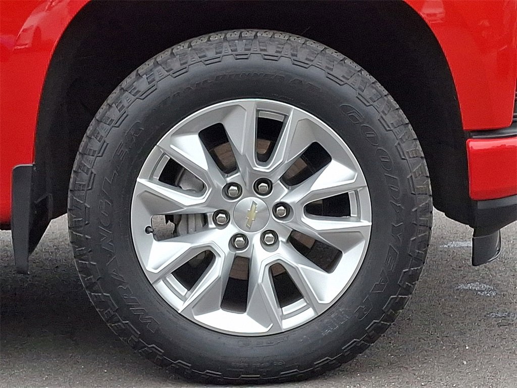 2021 Chevrolet Silverado 1500 Custom photo 9