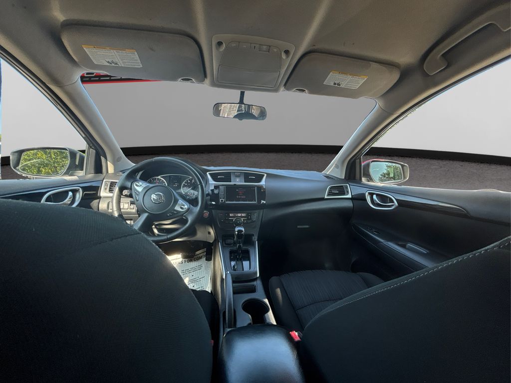 2019 Nissan Sentra SV photo 18