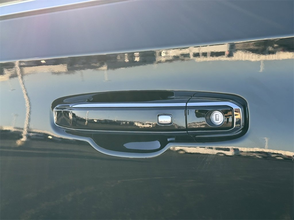 2026 GMC YUKON XL - Image 12