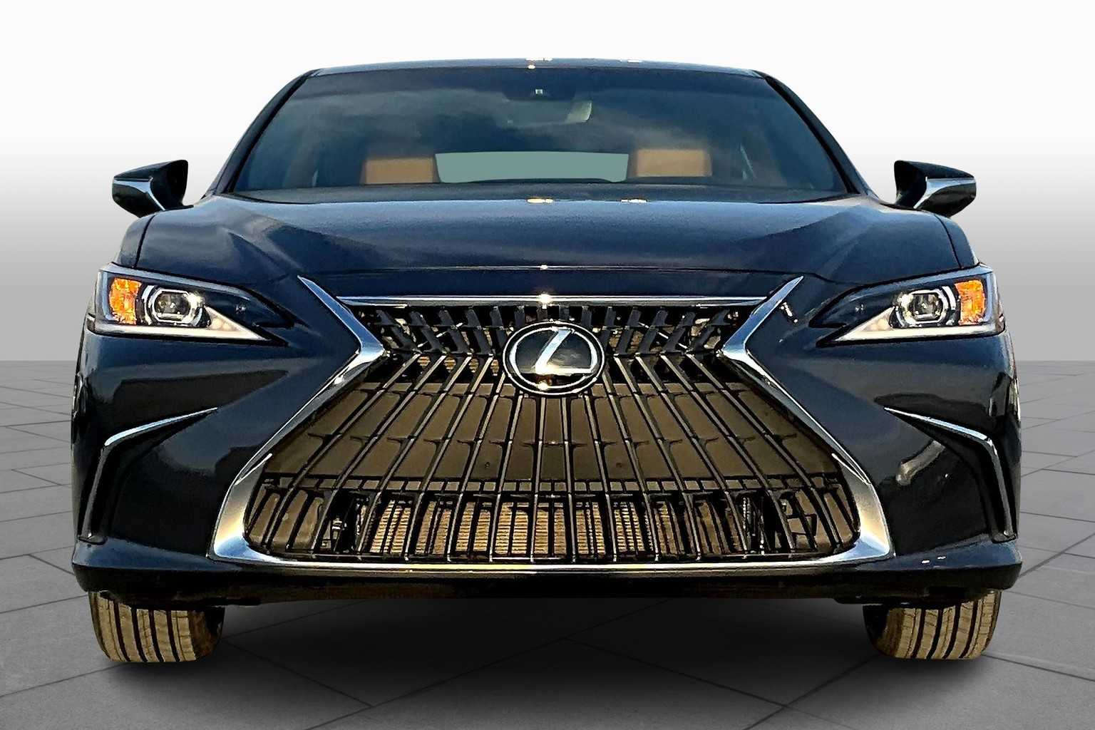 2025 Lexus ES 350 photo 3