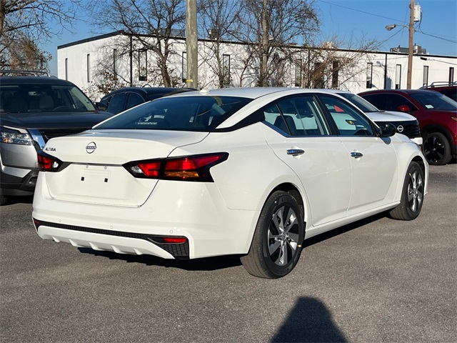 2025 Nissan Altima 2.5 S photo 3