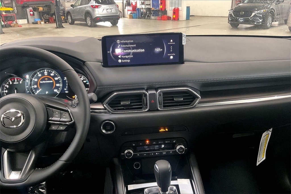 2025 MAZDA CX-5 - Image 5