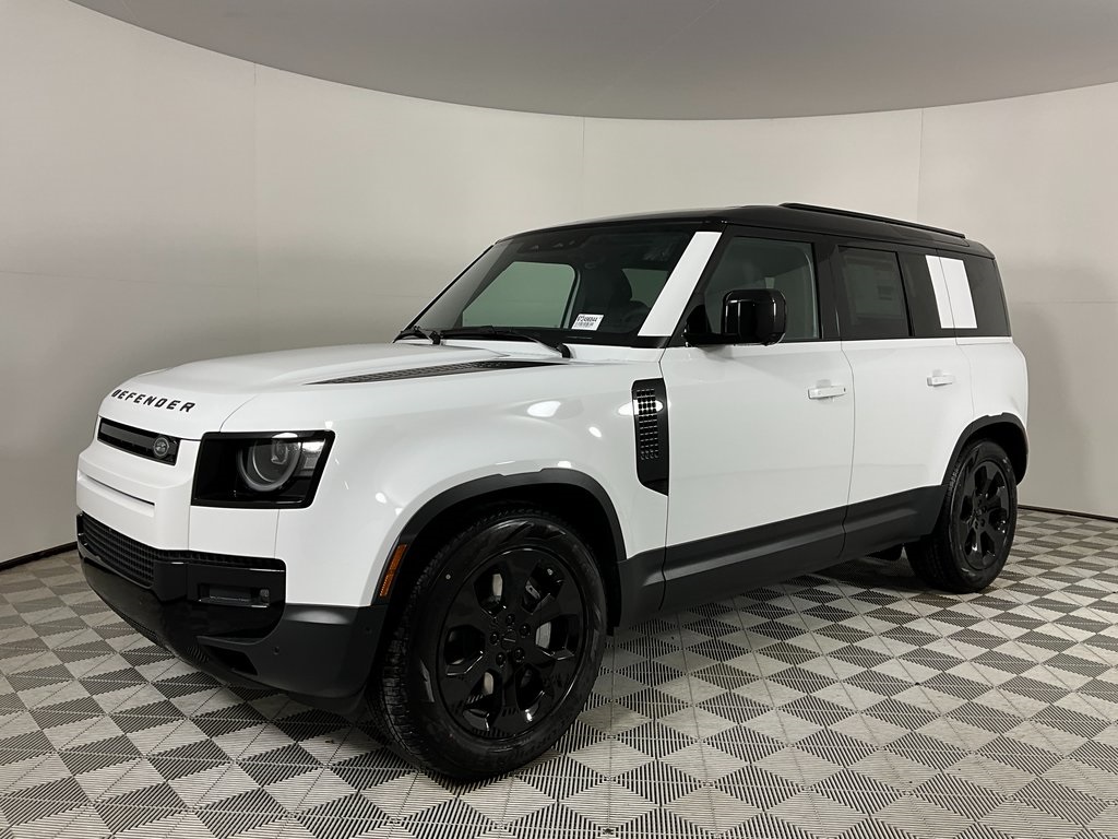 2026 Land Rover Defender S's photo