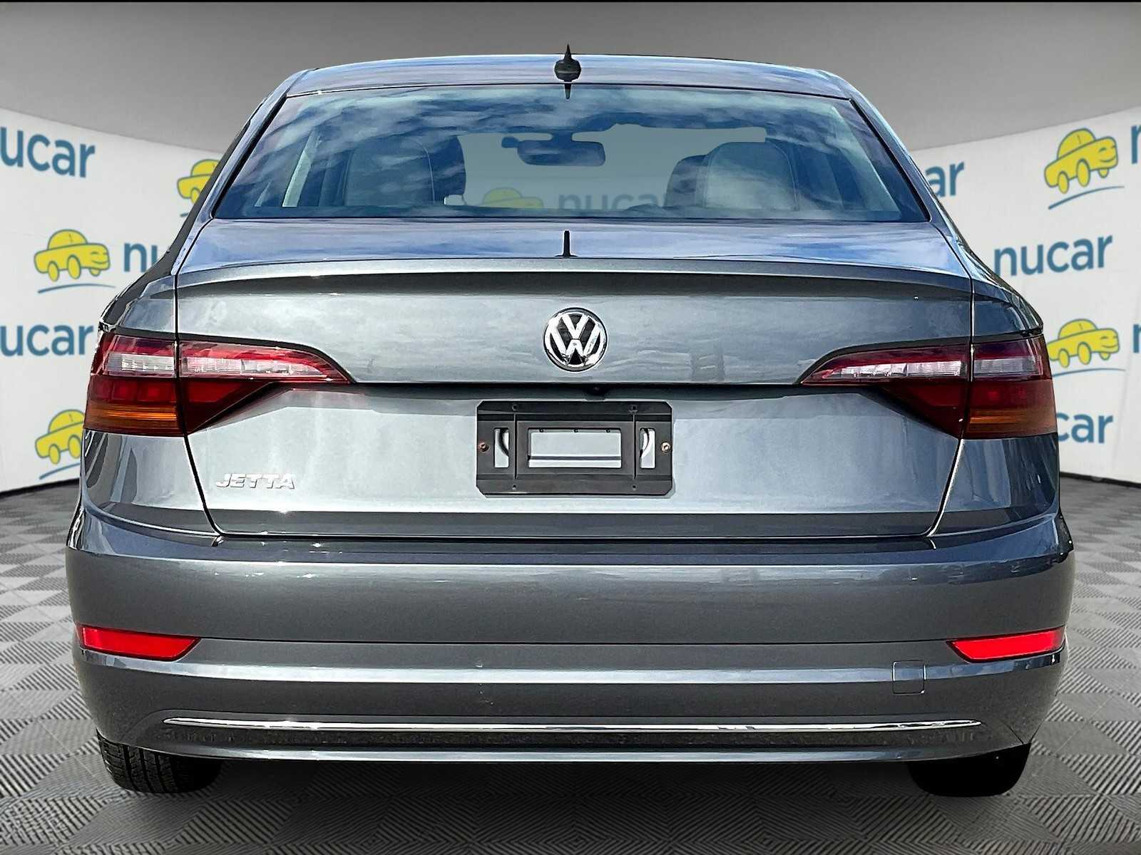 2019 Volkswagen Jetta SE photo 3