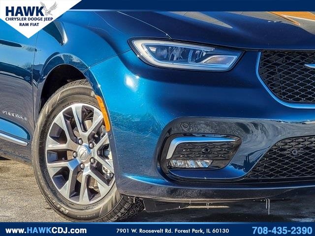 2025 CHRYSLER PACIFICA - Image 3