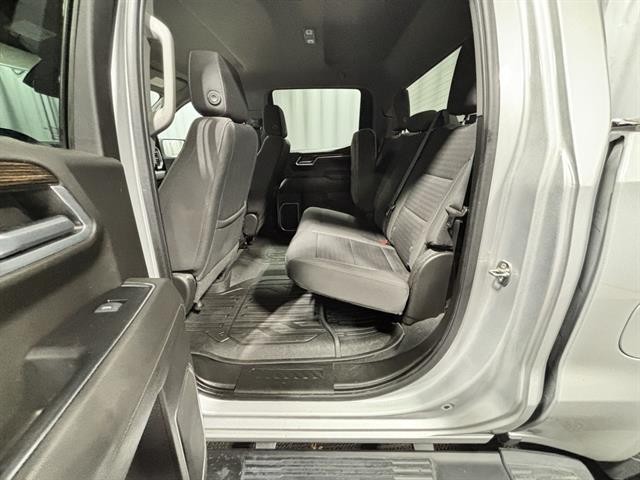 2022 GMC Sierra 1500 SLE's photo