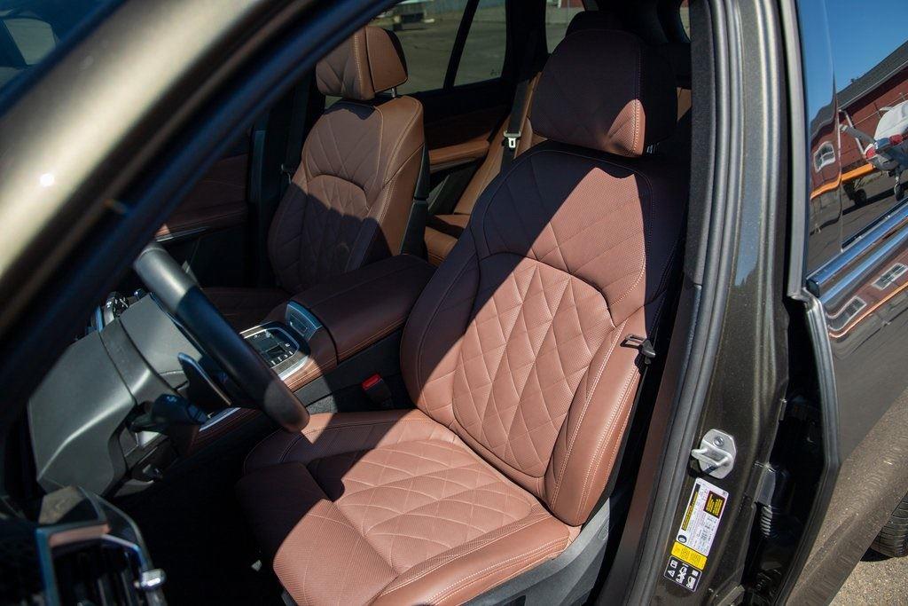 2024 Bmw X5 M60i photo 12
