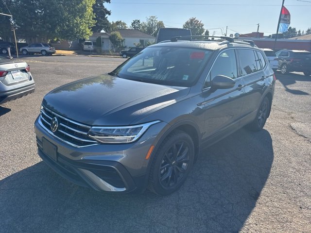 2024 Volkswagen Tiguan SE Wolfsburg Edition photo 2