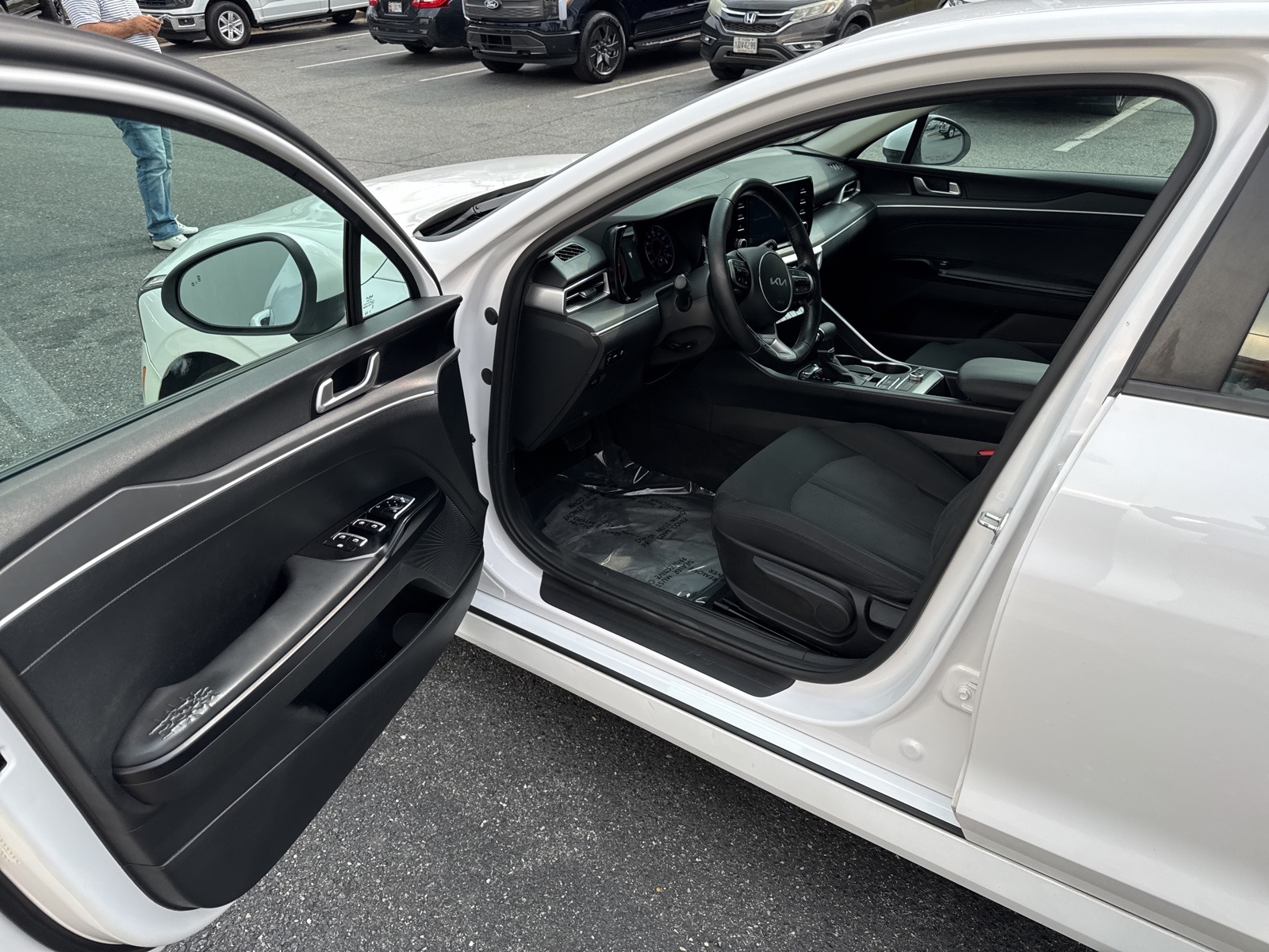 2022 Kia K5 LXS photo 27
