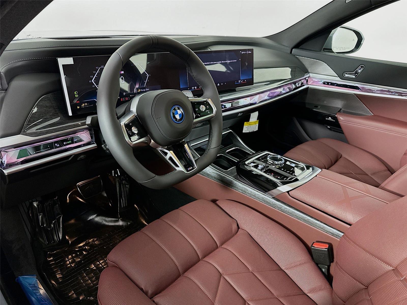 2026 Bmw 750e photo 9