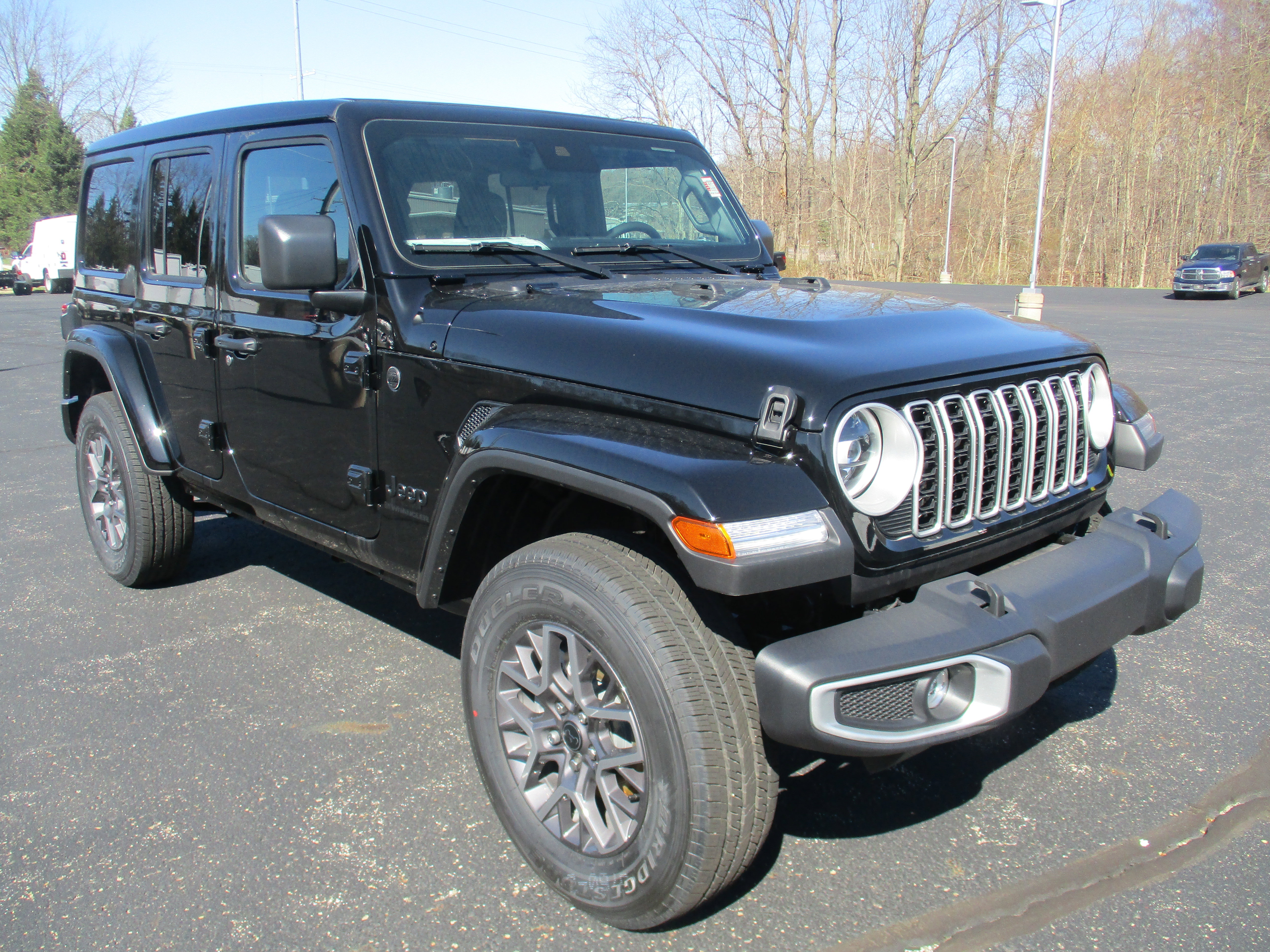 2025 Jeep Wrangler Sahara photo 2