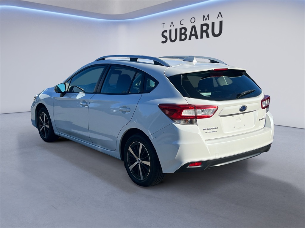 2019 Subaru Impreza 2.0i Premium photo 3