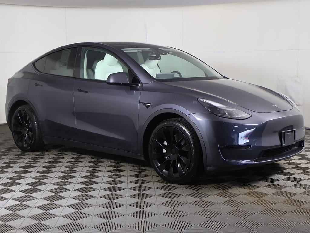 Used 2023 Tesla Model Y Long Range with VIN 7SAYGAEE8PF853009 for sale in Bedford, OH