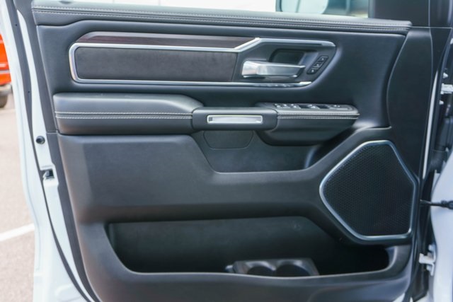 2025 Ram 1500 Laramie photo 8