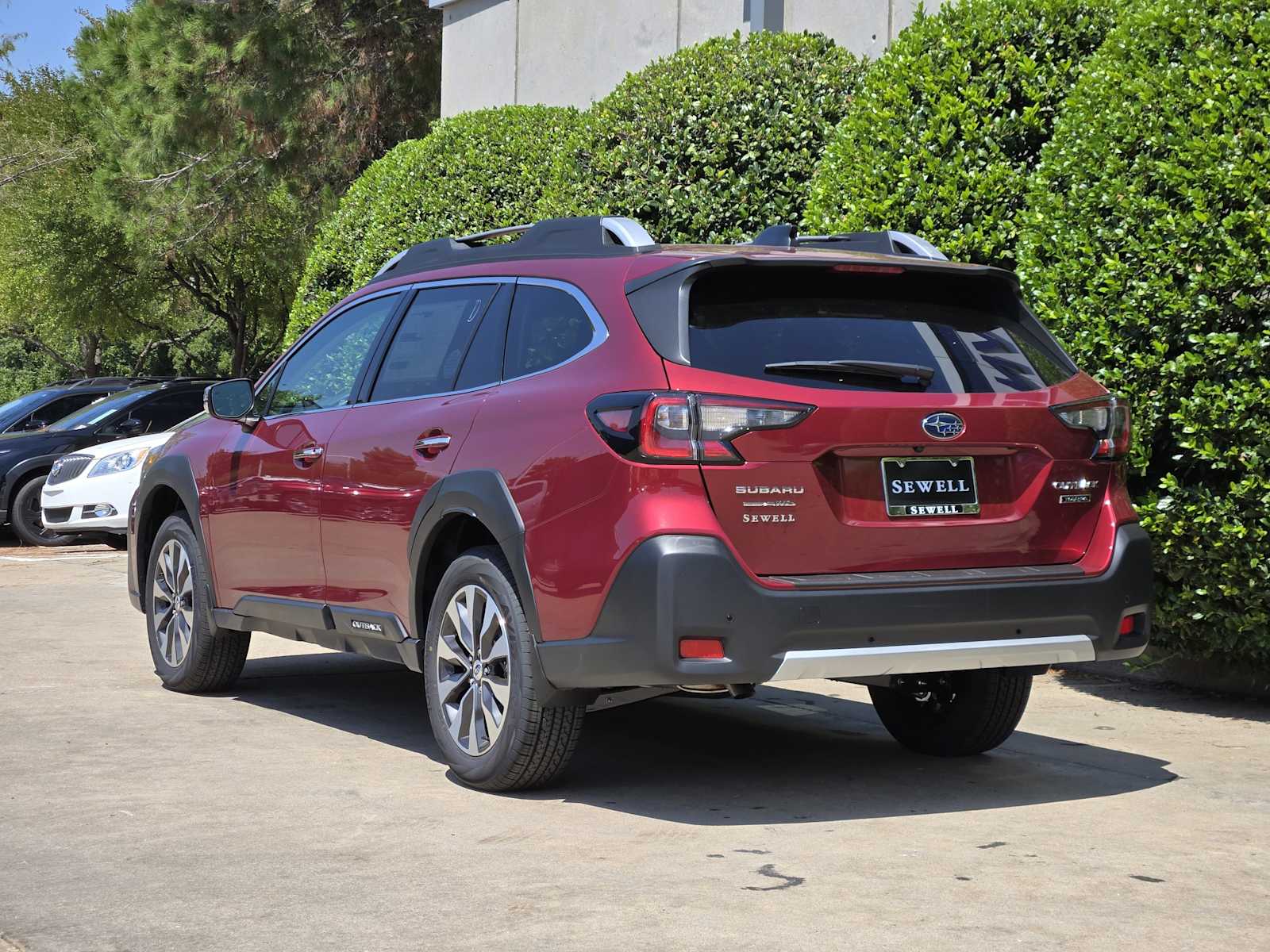 2025 Subaru Outback Touring photo 2