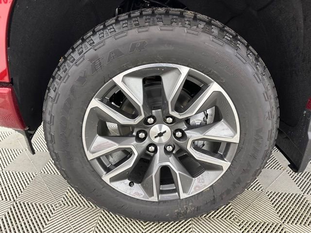 2025 Chevrolet Silverado 1500 RST photo 29