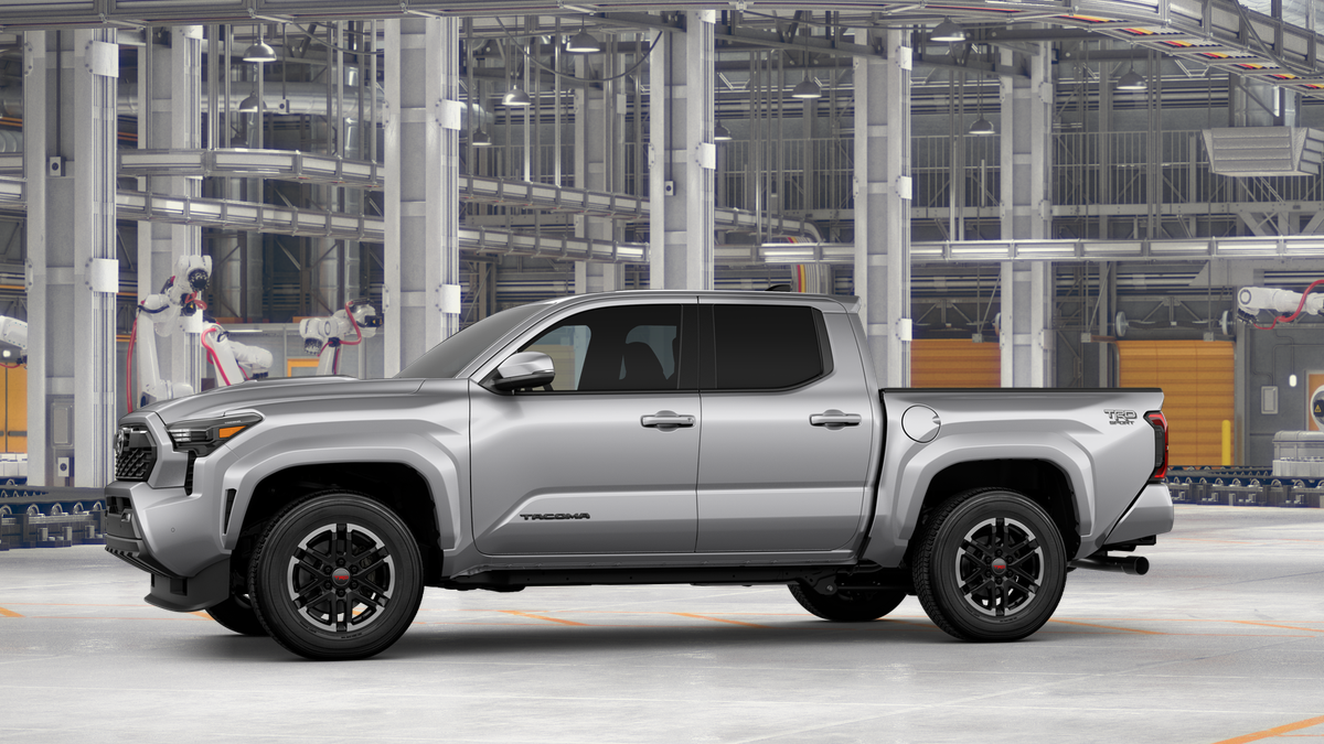 2025 Toyota Tacoma TRD Sport 4x4 Double Cab photo 3
