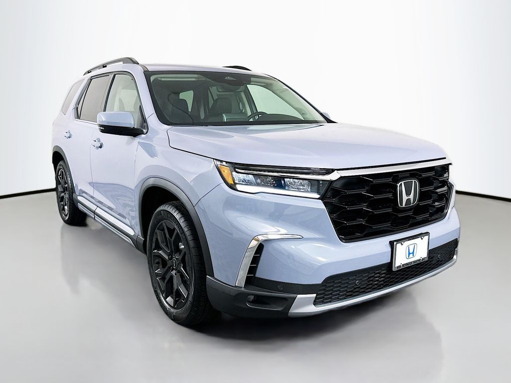 2025 Honda Pilot Touring photo 2