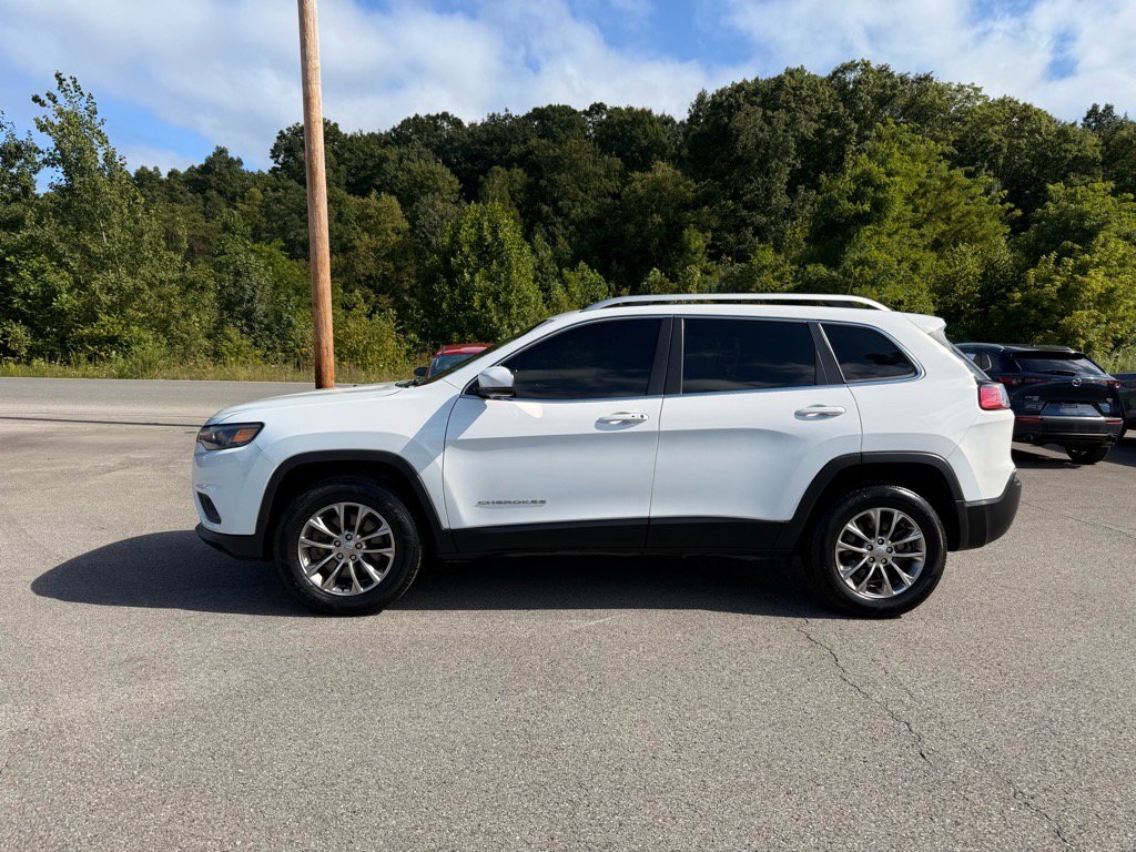 2020 Jeep Cherokee Latitude photo 2