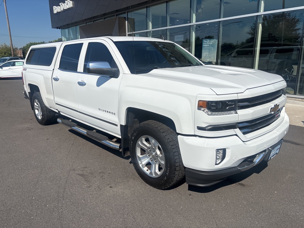 2017 Chevrolet Silverado 1500 LTZ photo 4