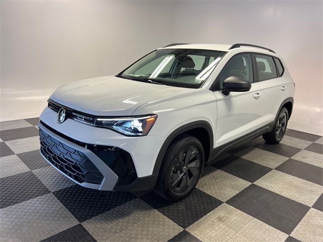 2025 Volkswagen Taos S photo 3