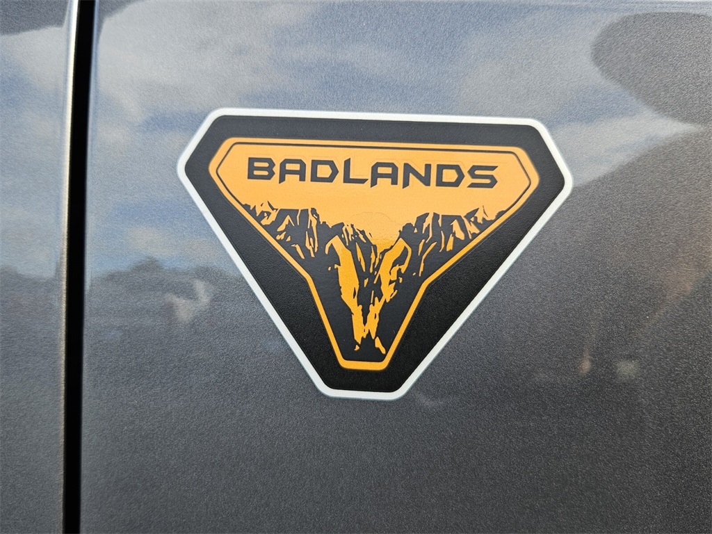 2025 Ford Bronco Badlands photo 15
