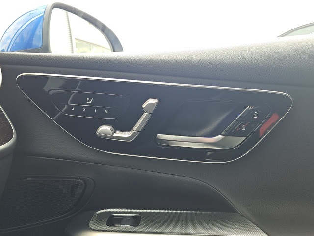 2026 Mercedes Benz GLC 300 4MATIC photo 33